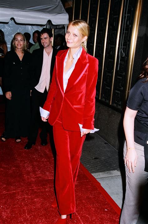 gwyneth paltrow red gucci suit|Gucci Paltrow dress.